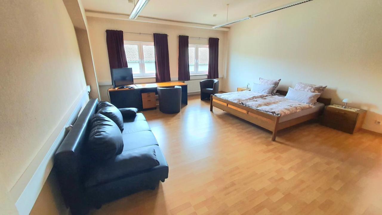 Ferienwohnung Am Ring Baar  Bagian luar foto