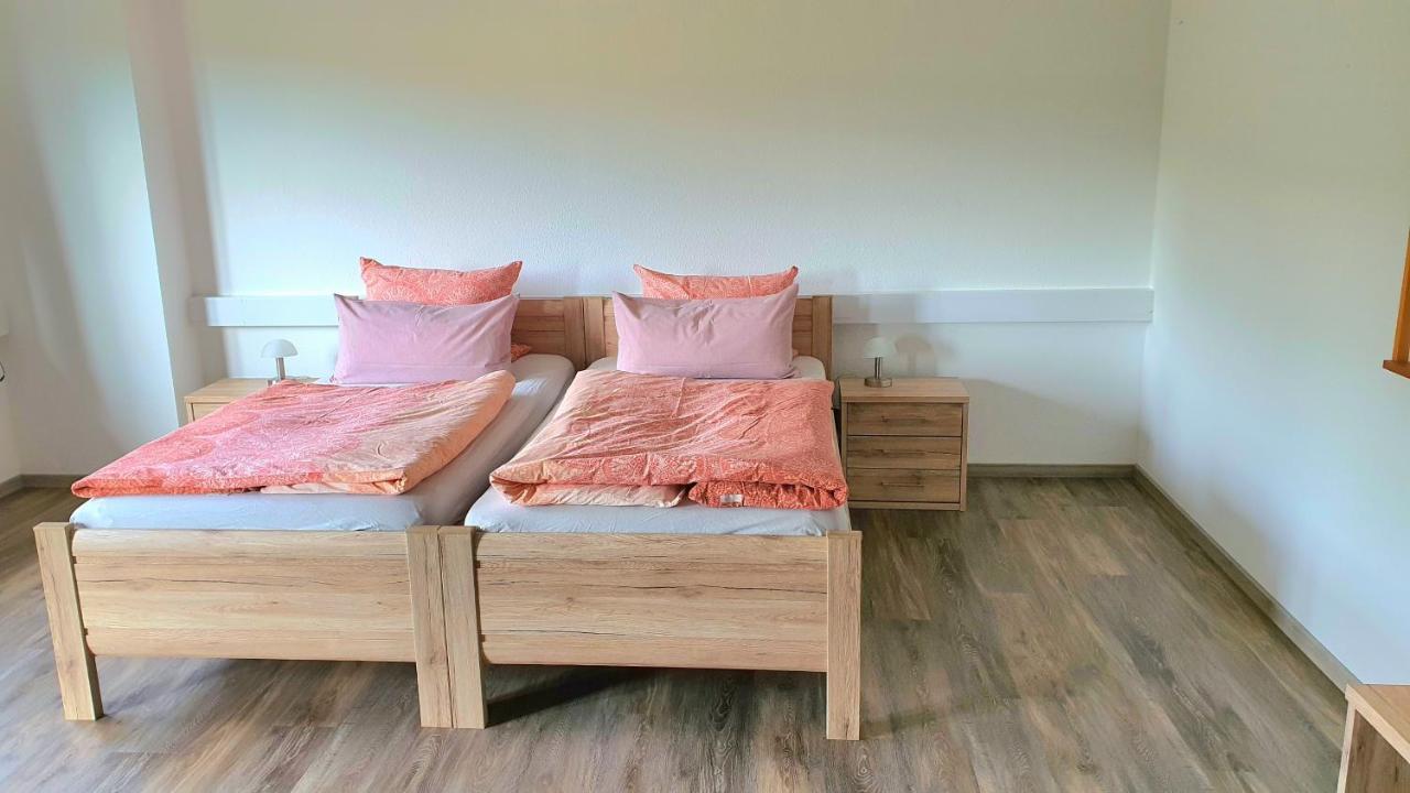 Ferienwohnung Am Ring Baar  Bagian luar foto