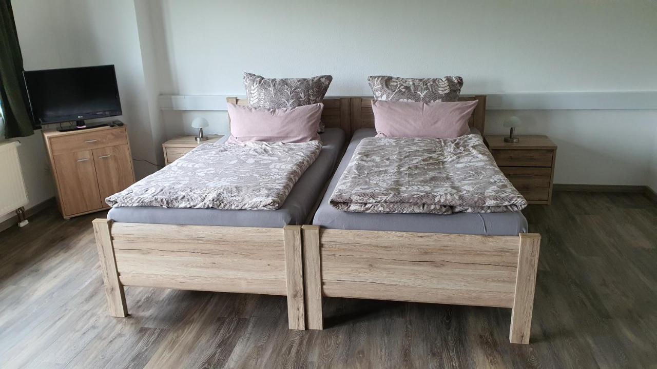 Ferienwohnung Am Ring Baar  Bagian luar foto